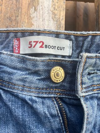 Shorts Levis 572 Bootcut Talla 29