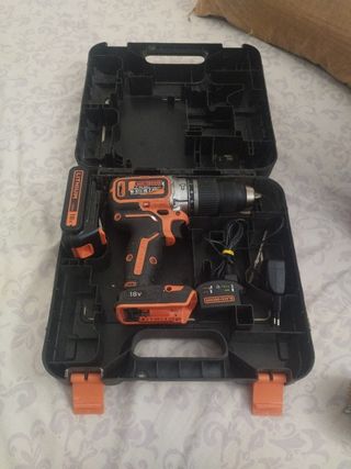 Taladro Black+Decker 18v