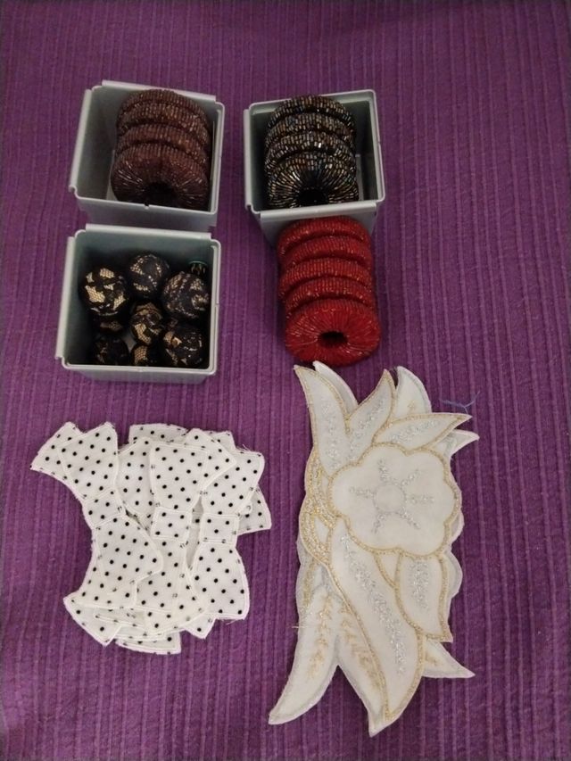 Manualidades: flores & abalorios