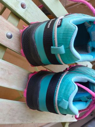 Zapatillas trekking Neakpeak turquesa