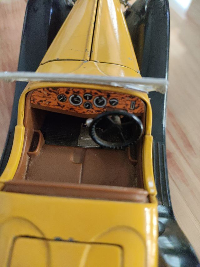 Coche escala Bugatti type