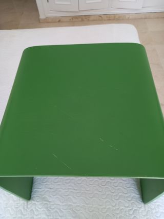 Mesa auxiliar verde - Madera