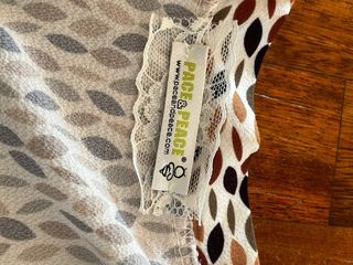 Blusa beige multicolor con fiocco