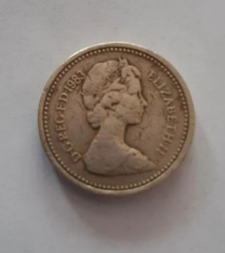 Libra británica 1983