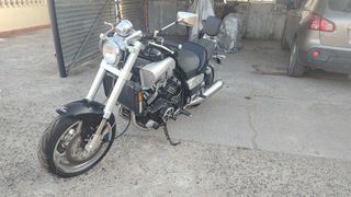 Yamaha VMax 1200 - Moto Cruiser