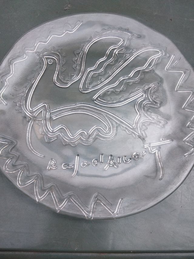 Plato cristal Rafael Alberti, diseñada en 1992.