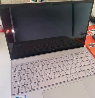 Asus Zenbook 14 OLED UX325EA - Portátil Plata