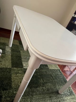 Mesa blanca grande para cocina o comedor 