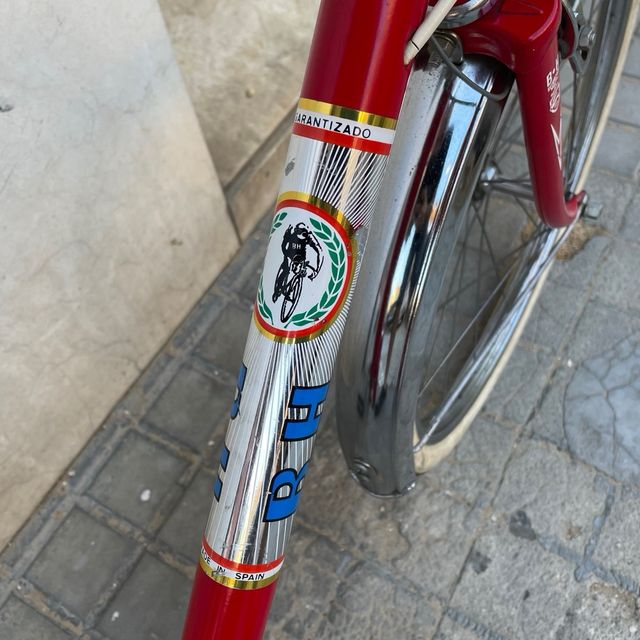 Bicicleta BH clásica roja escucho Ofertas