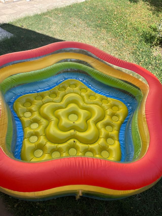 Piscina gonfiabile arcobaleno