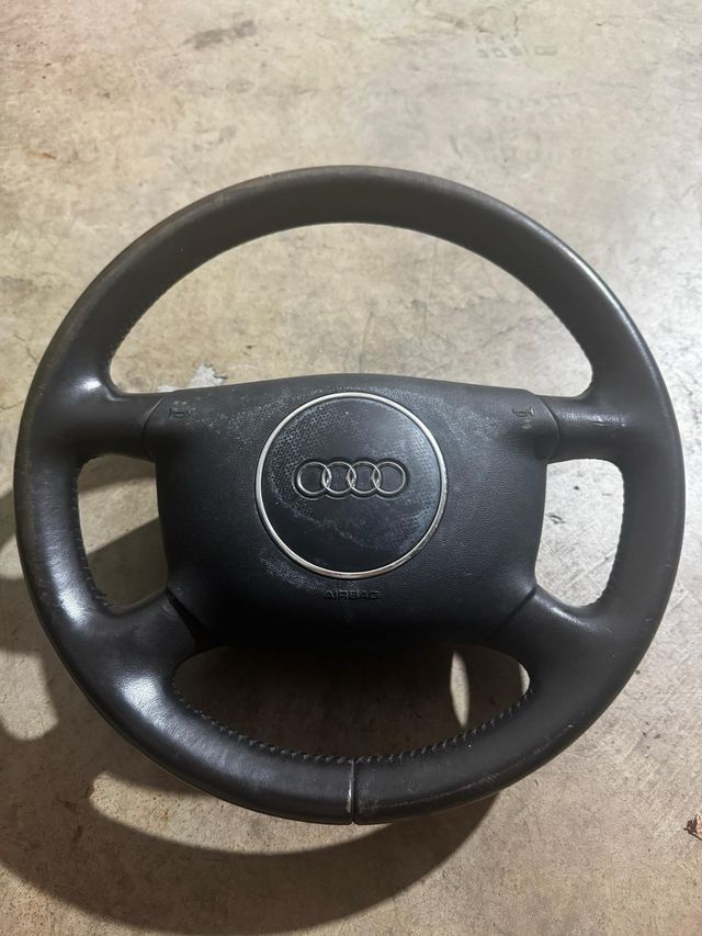 Volante Audi A3 - Piel
