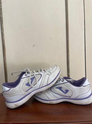 Zapatillas Joma blancas y moradas - Talla 37