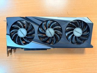 Gráfica Gigabyte RX 7600 Gaming OC