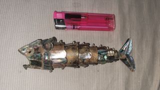 Abridor botellas pez de abalon y metal antiguo