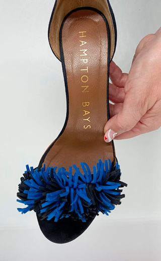 Sandalias tacón ancho y pompón
