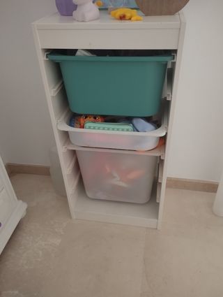 Estantería infantil blanca. TROFAST.