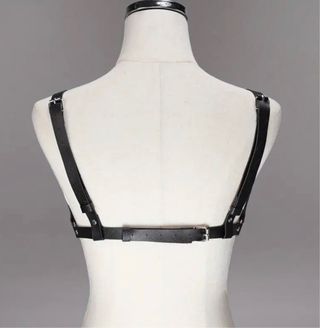 Cinturón de cuero negro estilo para mujer