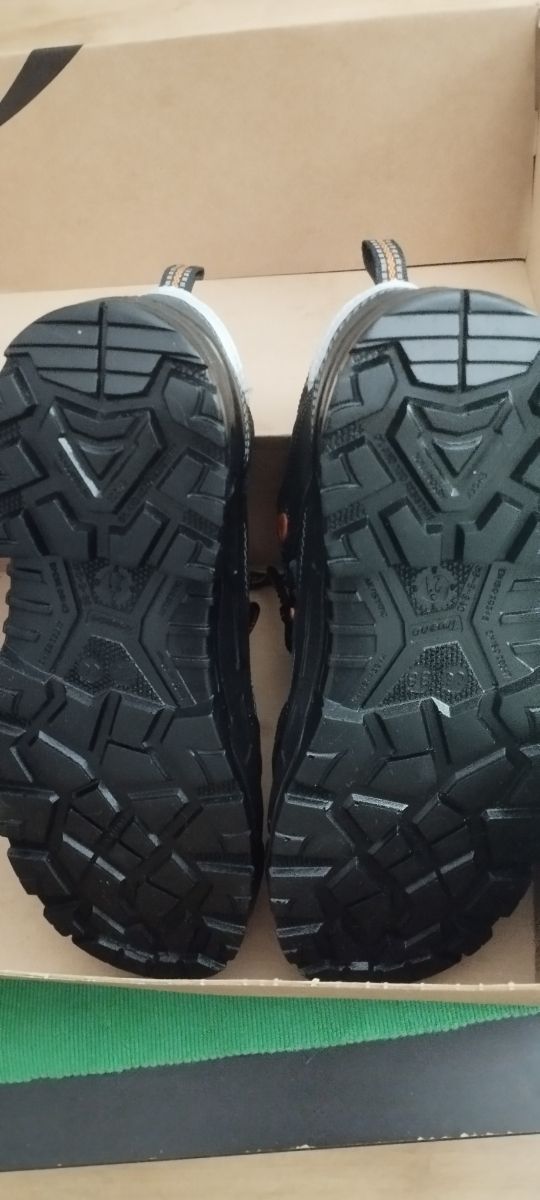 Calzado seguridad Trueno 38