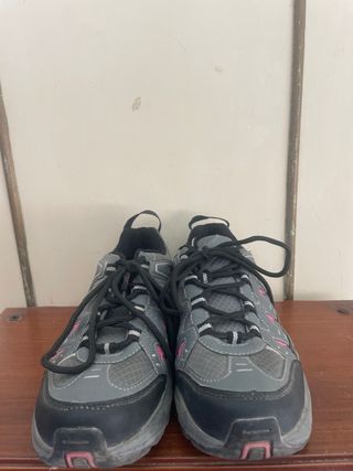 Zapatillas Redens montaña talla 36
