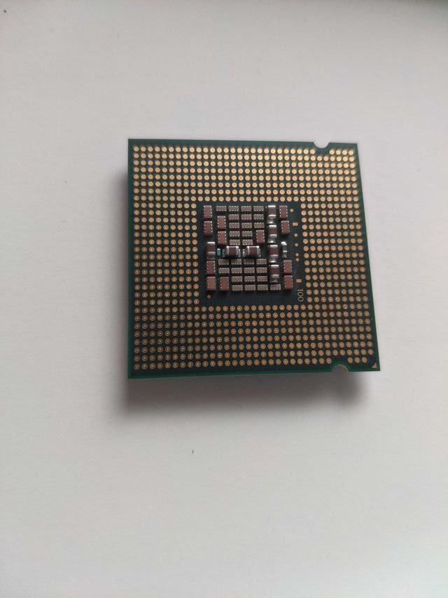 CPU Intel Pentium D 930 3.20 GHz