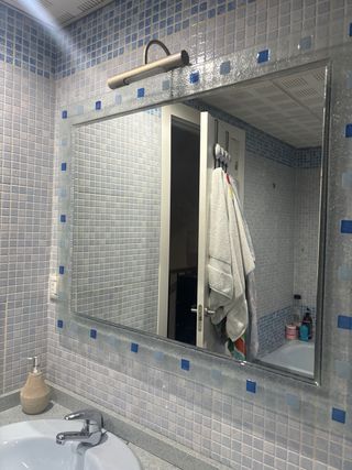 Mueble baño madera - lavabo cerámico