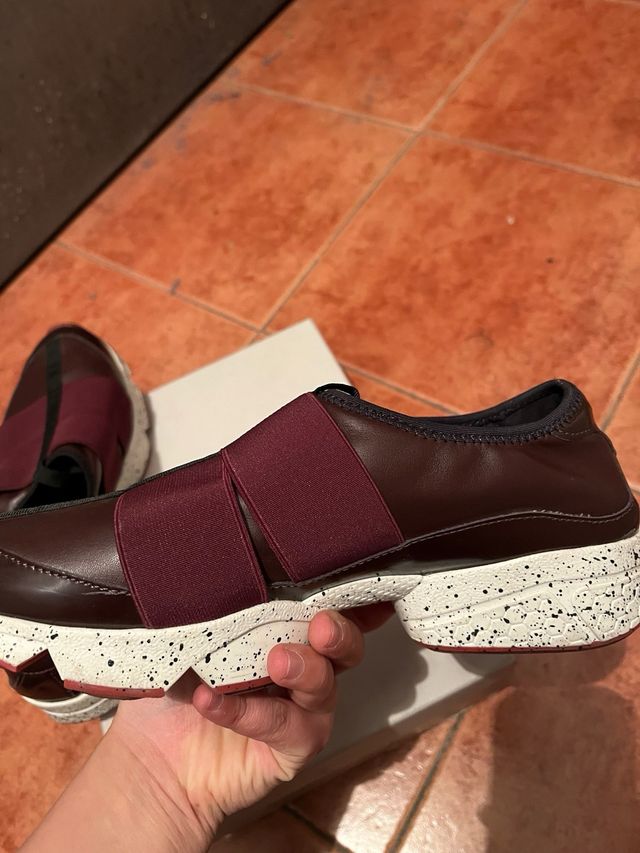 Zapatillas Uterqüe Marrón