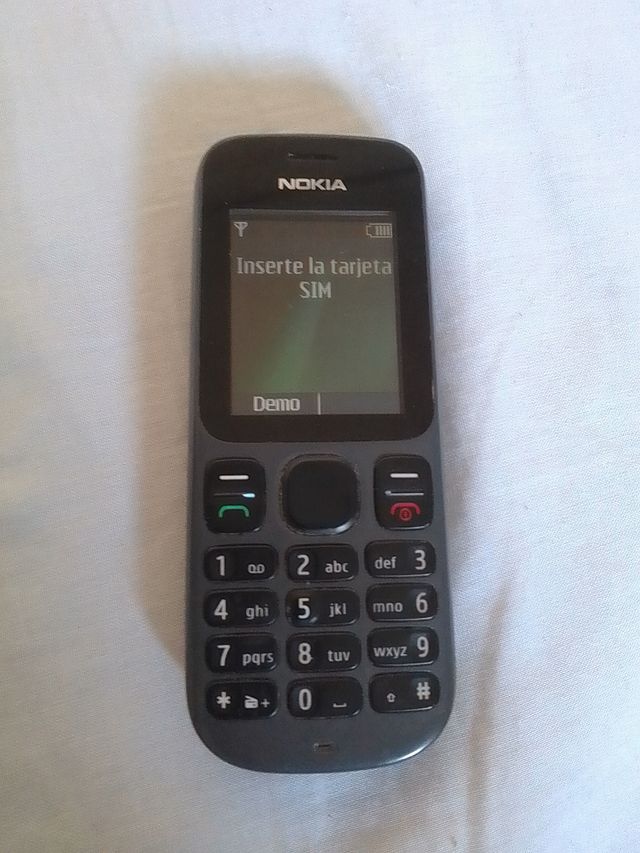 Nokia 100 - Teléfono móvil