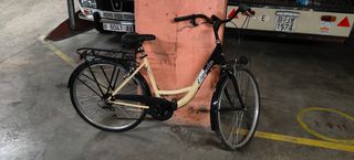 Bicicleta 26" mujer, usada