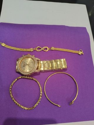 Reloj Geneva + 3 pulseras dorado