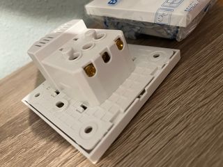 2 enchufes USB | Enchufes eléctricos empotrables
