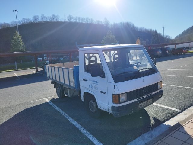 Mercedes-Benz MB 180 1990