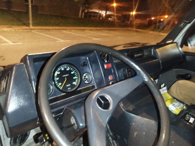 Mercedes-Benz MB 180 1990