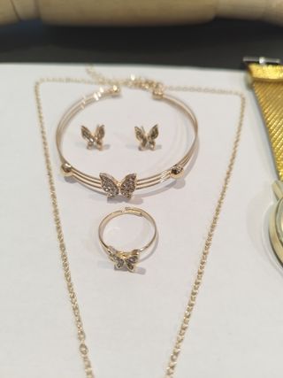 Set Joyas Dorado: Reloj, Collar, Pulsera, Aretes