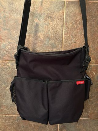 Bolso cambiador Skip Hop negro