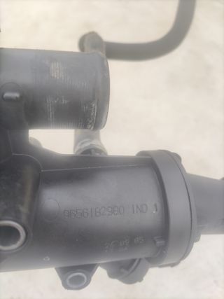 Caja agua + termostato Peugeot 407 C5