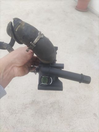 Caja agua + termostato Peugeot 407 C5