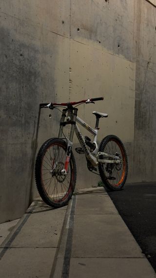 Commencal Supreme DH - Talla L