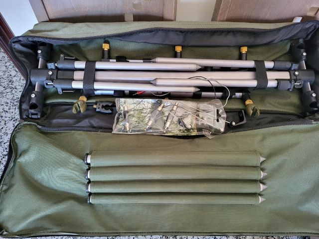 Equipo completo de carpfishing.