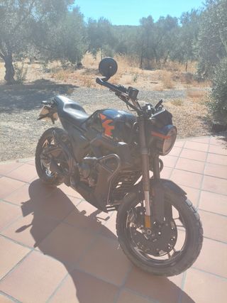 Zontes 125 GK1 - Moto