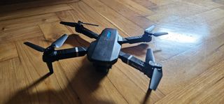 Dron plegable negro
