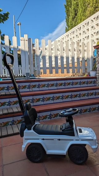 Coche Mercedes Lorelli para bebé