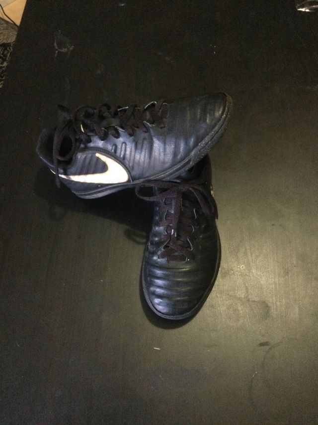 Zapatillas Nike Jr. Tiempo - Fútbol