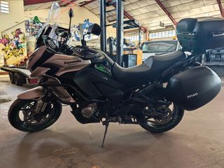 Moto Kawasaki Versys 1000