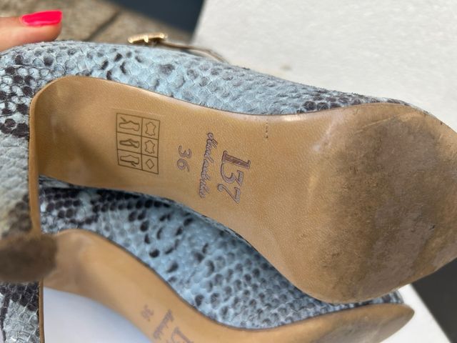 Escarpins marca L37 em pele