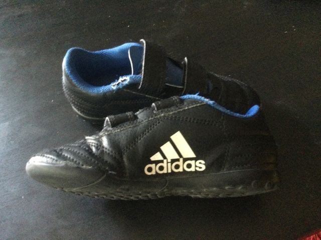 Zapatillas Adidas talla 30 niño - Fútbol