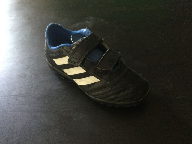 Zapatillas Adidas talla 30 niño - Fútbol