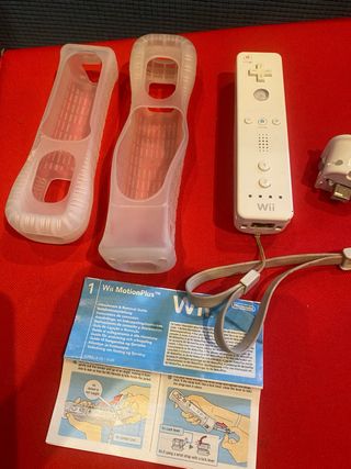 Wii Motion Plus + fundas