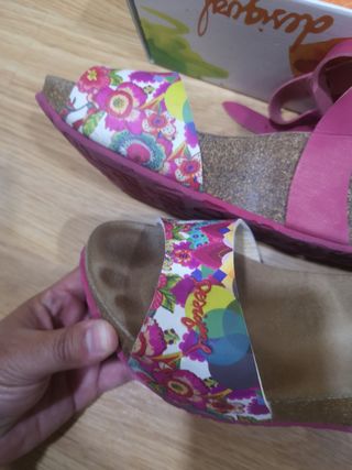 Sandalias Desigual multicolor talla 39