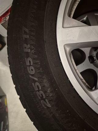 2 Neumáticos 235/65R17 Audi Q5