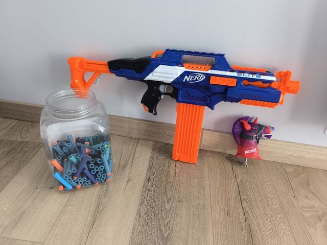 Nerf Elite + Fortnite: Pistola+dardos. Urge  venta